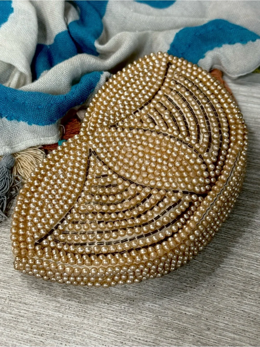 Vintage Decorative Champagne Pearl Clutch